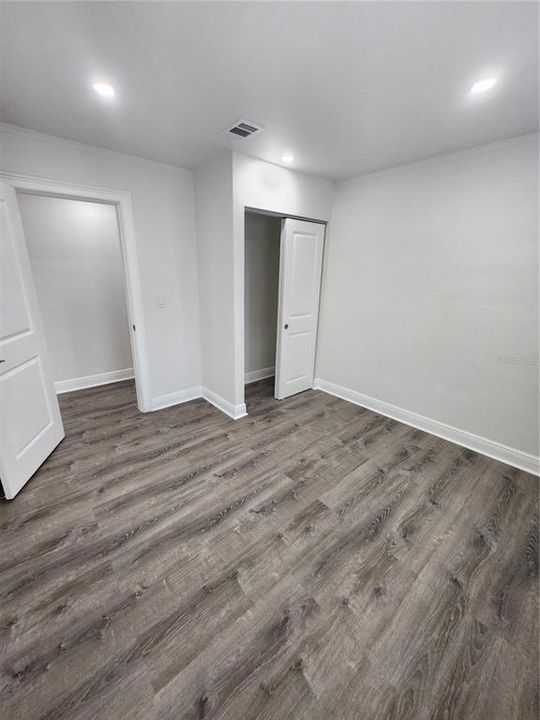 Active With Contract: $2,300 (3 beds, 2 baths, 1222 Square Feet)