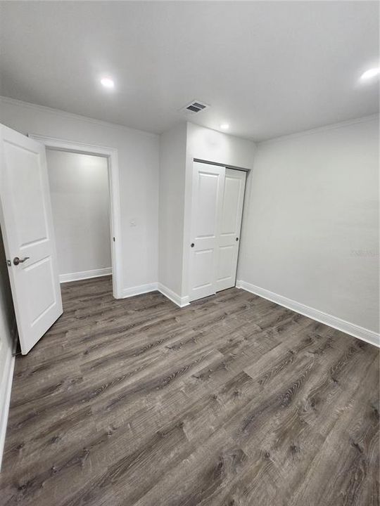 Active With Contract: $2,300 (3 beds, 2 baths, 1222 Square Feet)