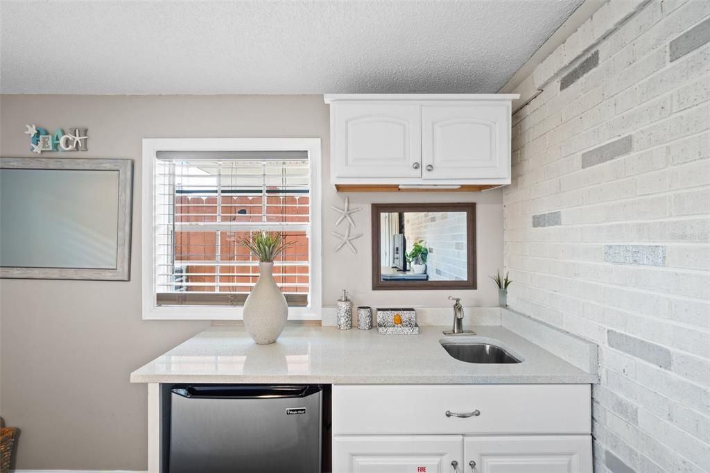 Active With Contract: $449,000 (3 beds, 2 baths, 1512 Square Feet)