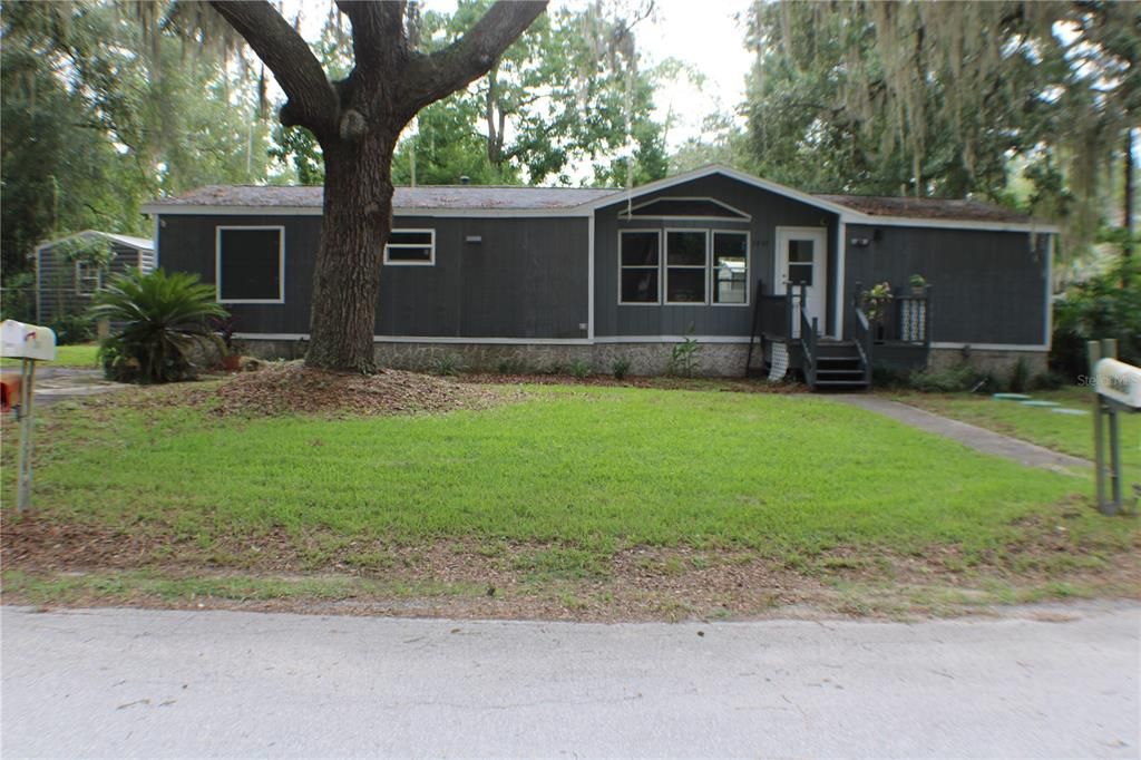 For Sale: $188,000 (3 beds, 2 baths, 1548 Square Feet)