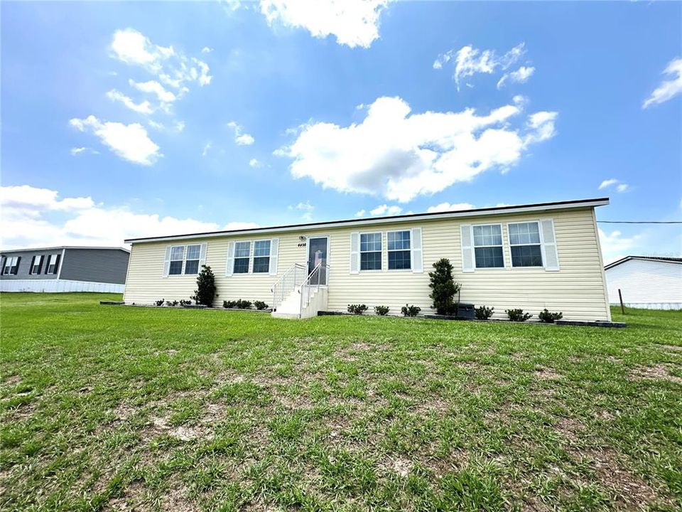 Active With Contract: $255,000 (3 beds, 2 baths, 1836 Square Feet)