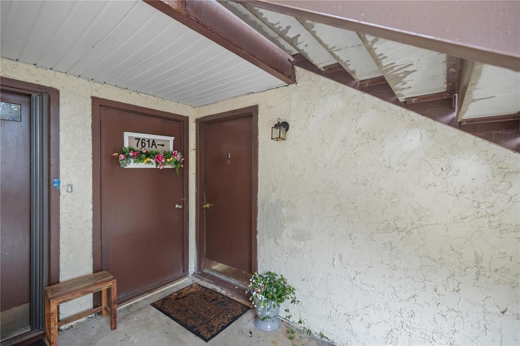 Active With Contract: $149,900 (2 beds, 1 baths, 986 Square Feet)