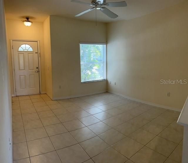 Active With Contract: $2,250 (3 beds, 2 baths, 1282 Square Feet)