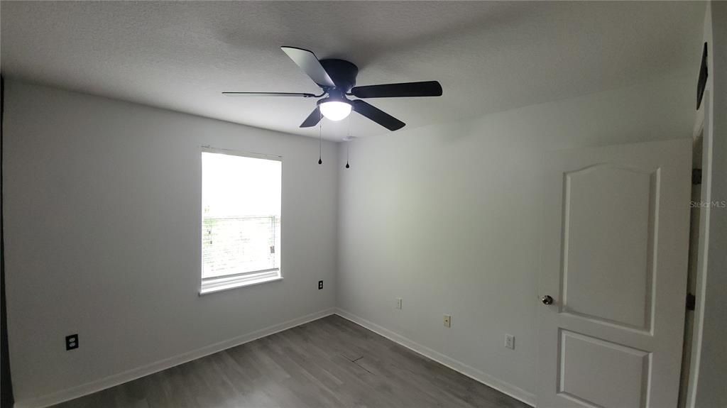 Active With Contract: $1,995 (3 beds, 2 baths, 1764 Square Feet)