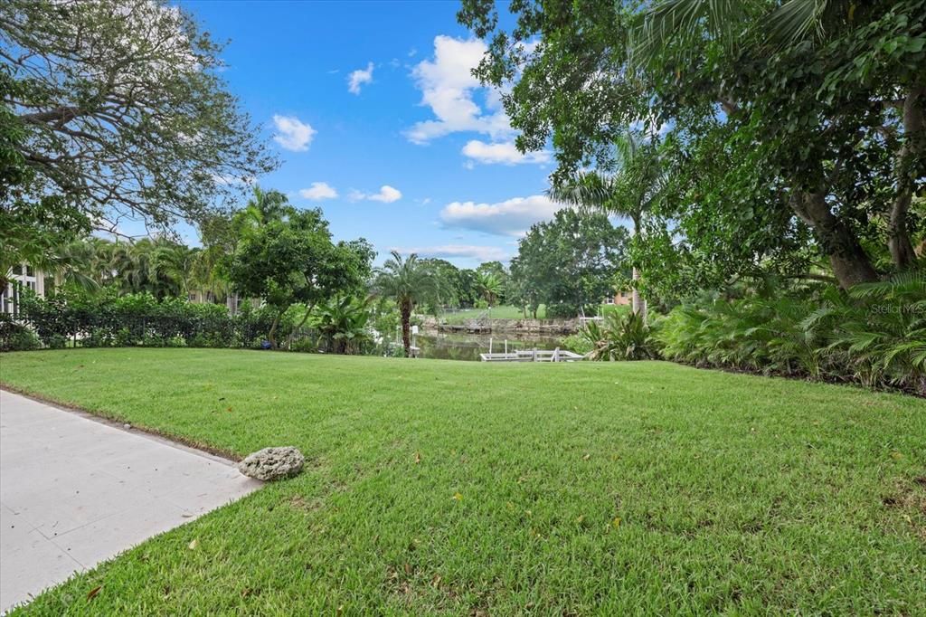 For Sale: $3,490,000 (4 beds, 3 baths, 5012 Square Feet)