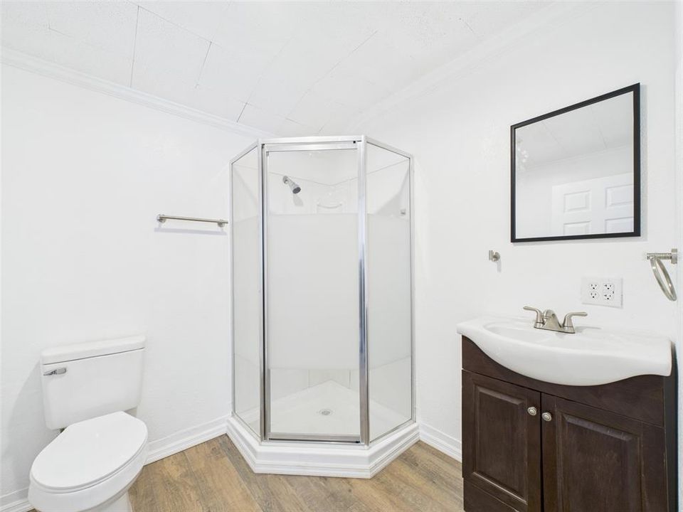 待售: $329,900 (0 贝兹, 0 浴室, 1817 平方英尺)