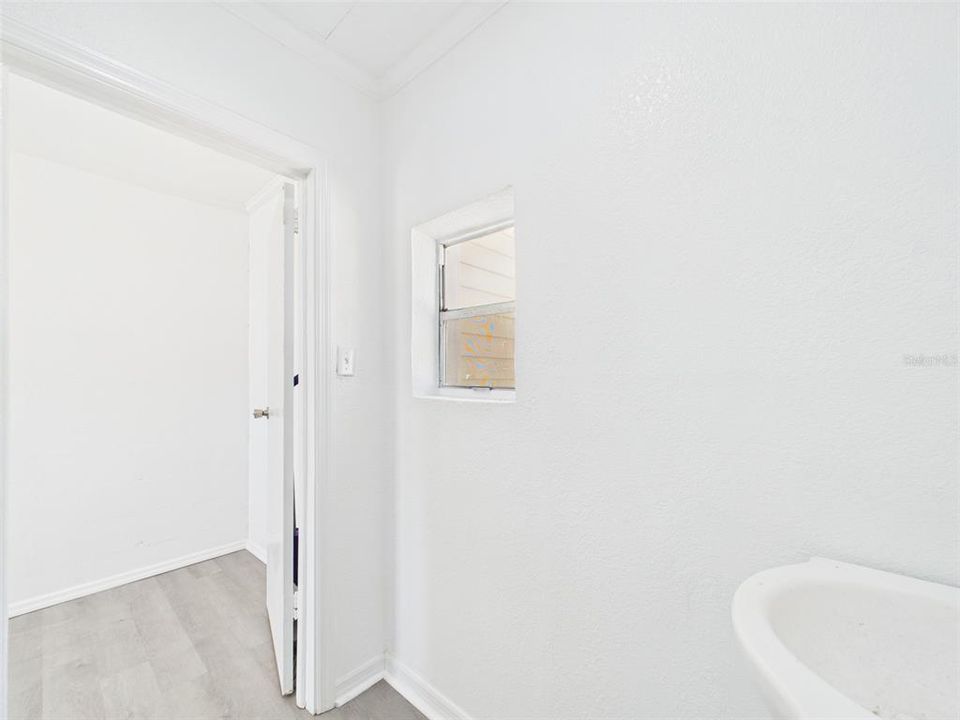 待售: $329,900 (0 贝兹, 0 浴室, 1817 平方英尺)