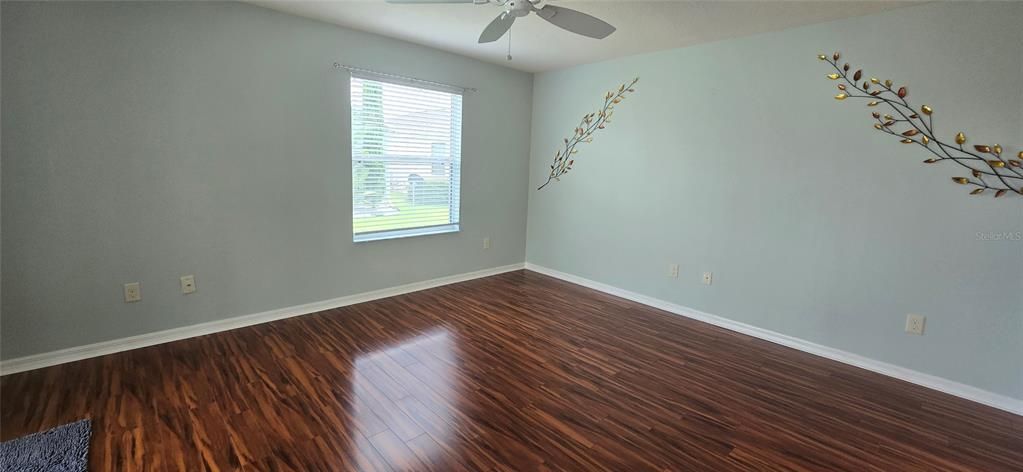 Active With Contract: $1,775 (2 beds, 2 baths, 1142 Square Feet)