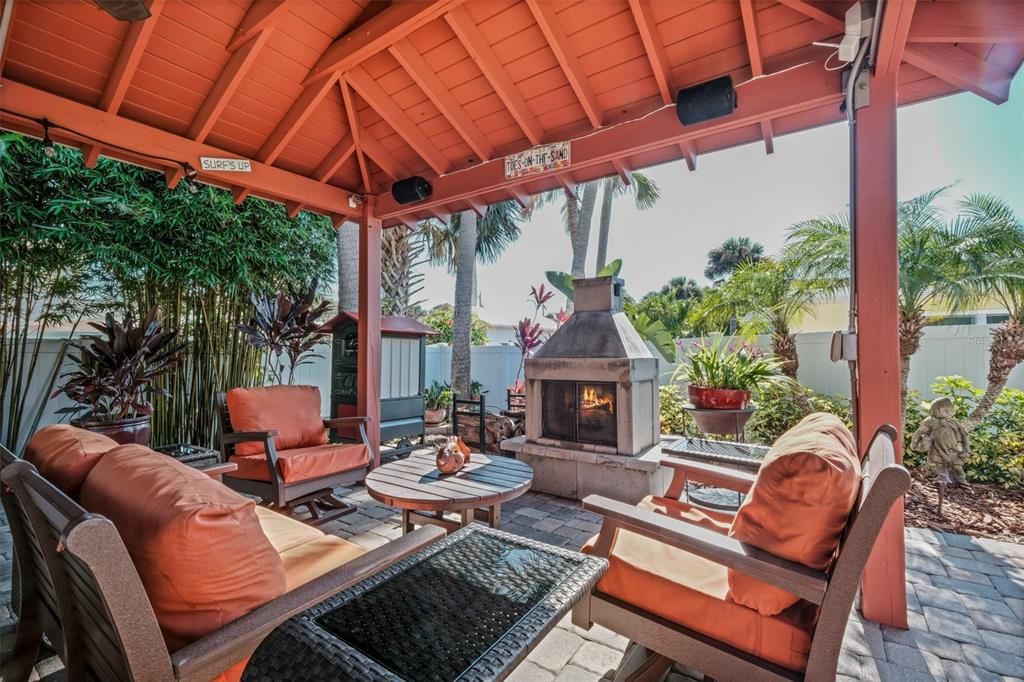 Active With Contract: $1,390,000 (3 beds, 2 baths, 2005 Square Feet)