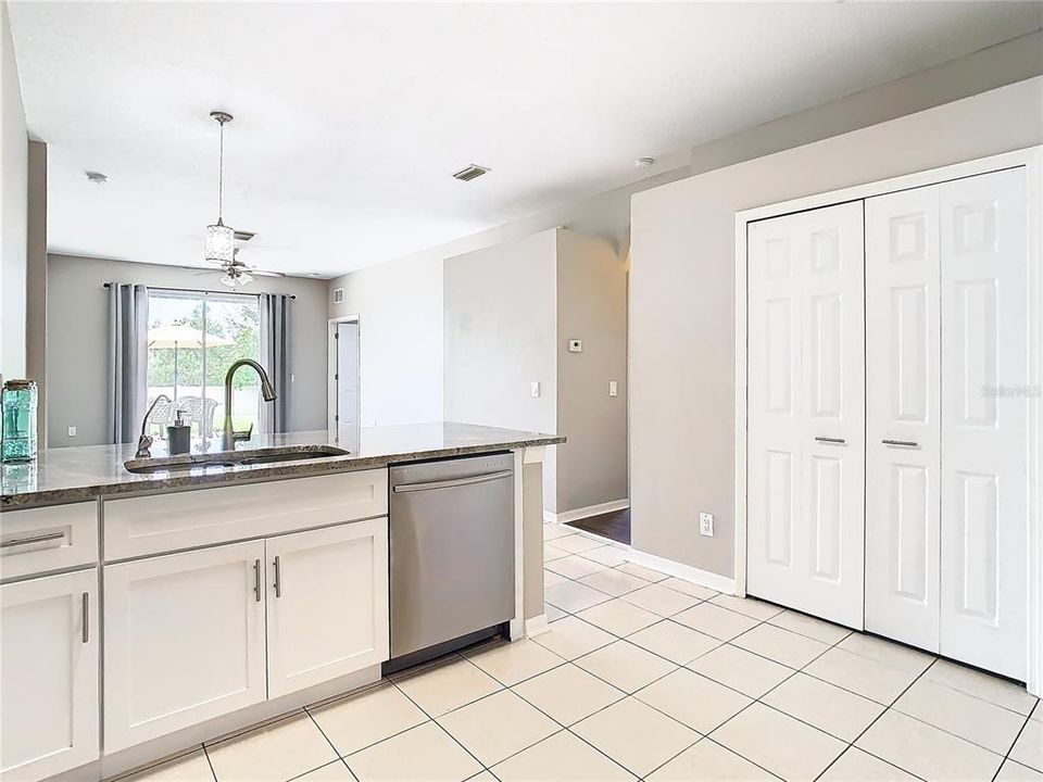 For Sale: $434,900 (4 beds, 2 baths, 1825 Square Feet)