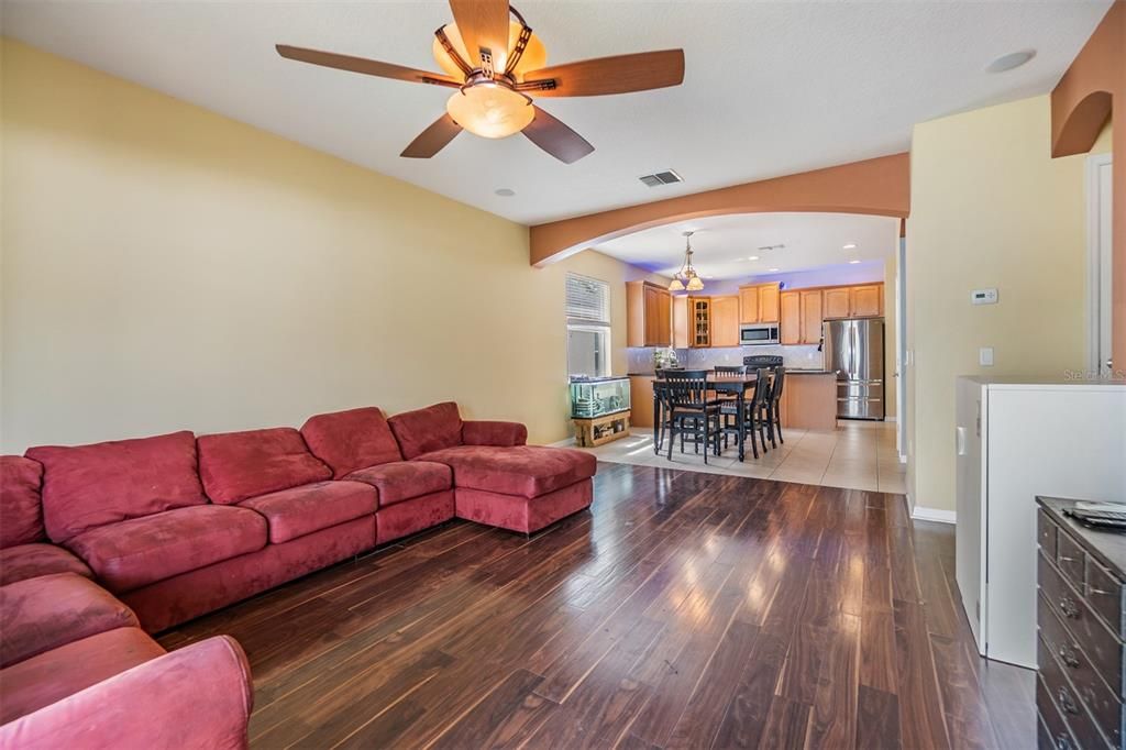 For Sale: $440,000 (4 beds, 2 baths, 2600 Square Feet)