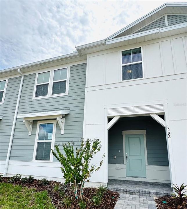 Недавно продано: $535,190 (5 спален, 4 ванн, 2269 Квадратных фут)