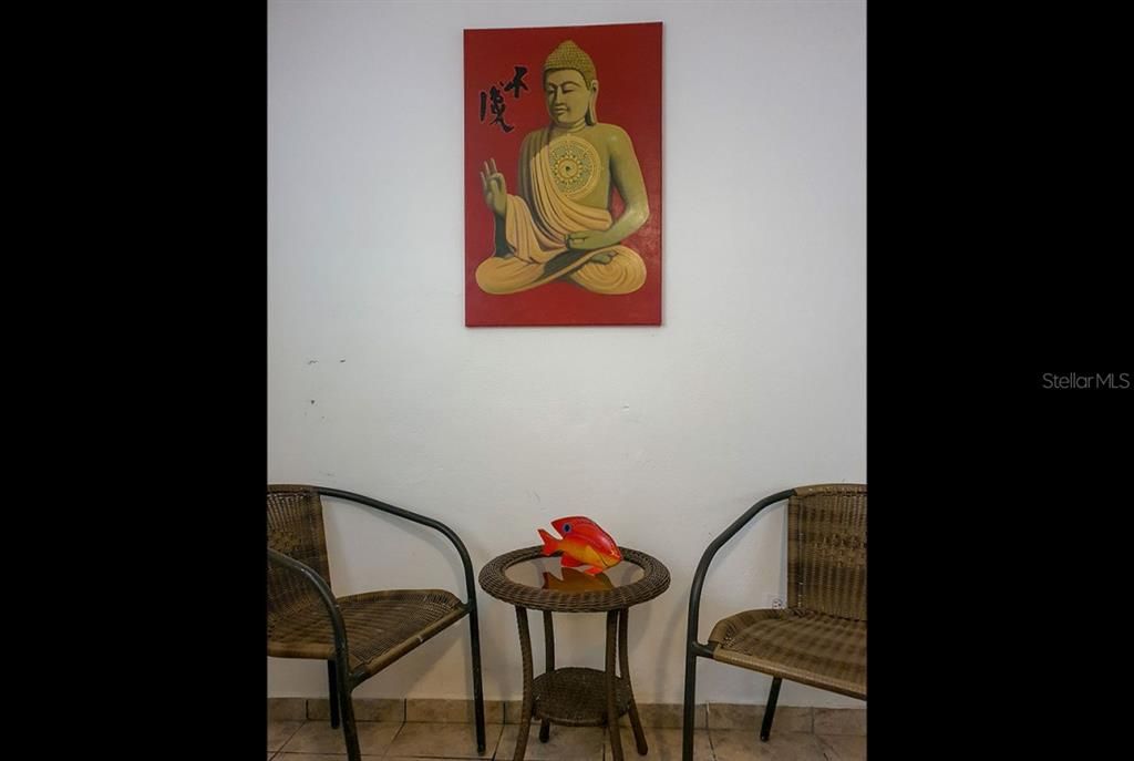 For Sale: $590,000 (5 beds, 5 baths, 2000 Square Feet)