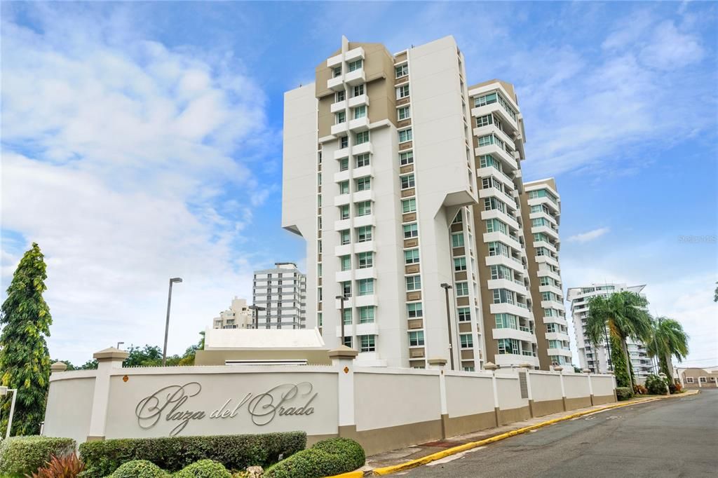 最近售出: $925,000 (4 贝兹, 2 浴室, 2367 平方英尺)