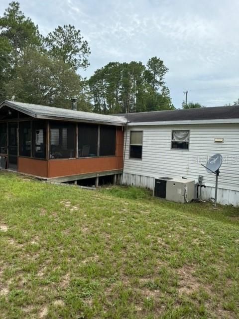 For Sale: $168,000 (4 beds, 2 baths, 1440 Square Feet)