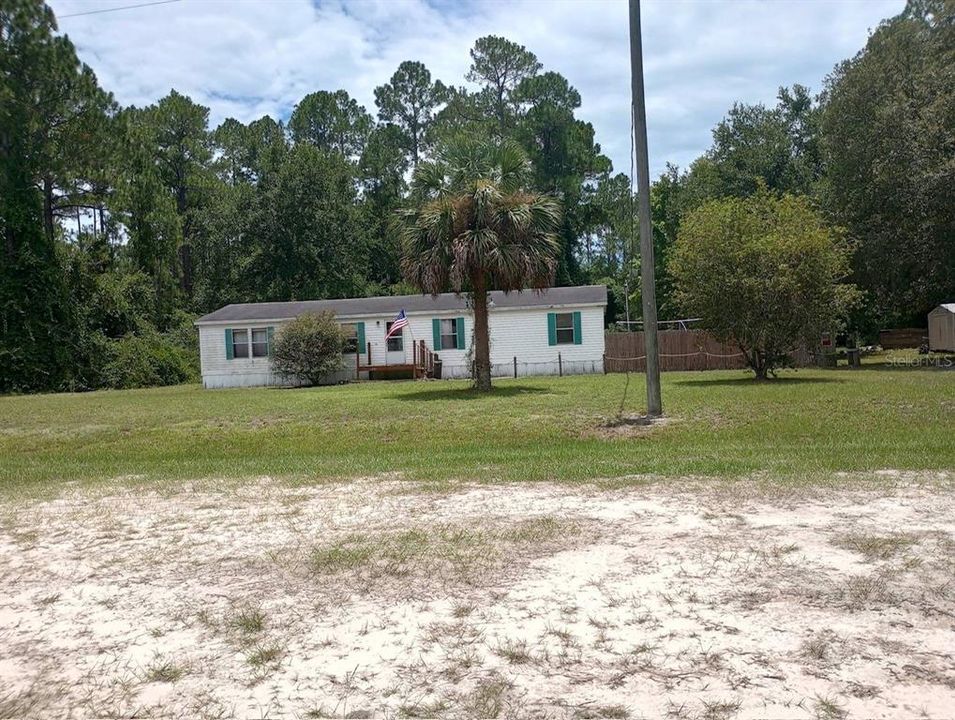 For Sale: $170,000 (4 beds, 2 baths, 1440 Square Feet)