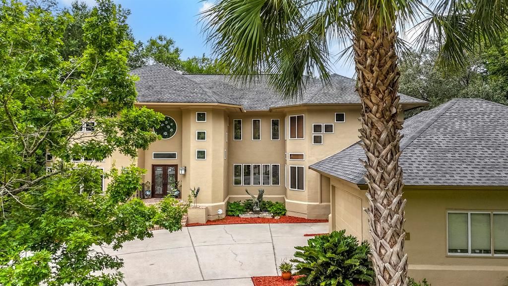 For Sale: $1,999,000 (3 beds, 3 baths, 4465 Square Feet)