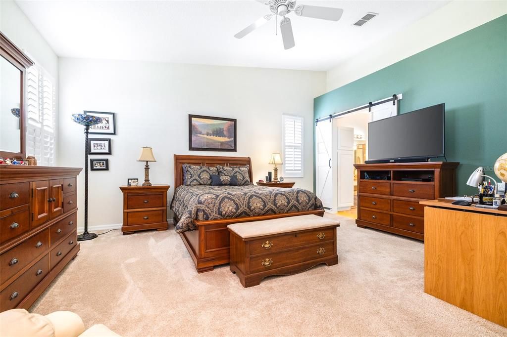 Active With Contract: $389,900 (3 beds, 2 baths, 1590 Square Feet)