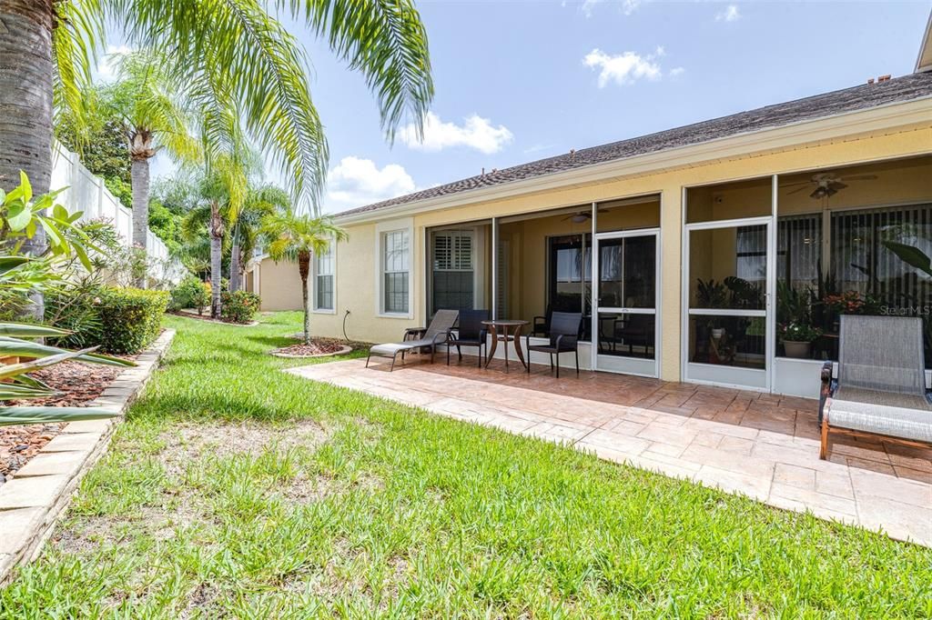 Active With Contract: $389,900 (3 beds, 2 baths, 1590 Square Feet)