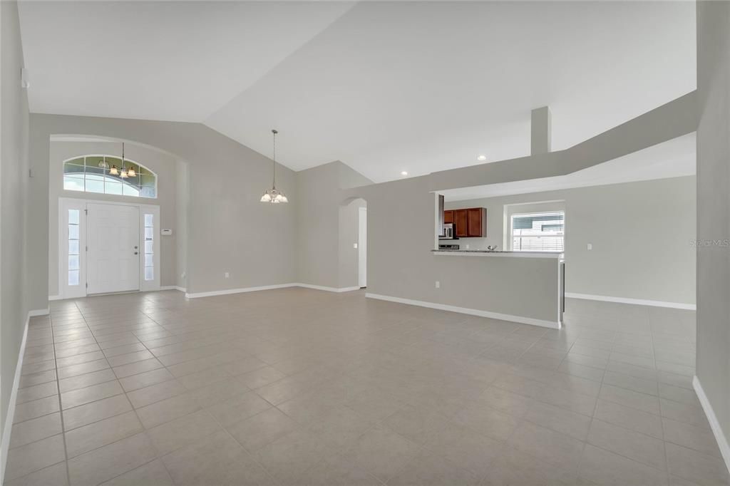 Active With Contract: $2,495 (4 beds, 2 baths, 1805 Square Feet)