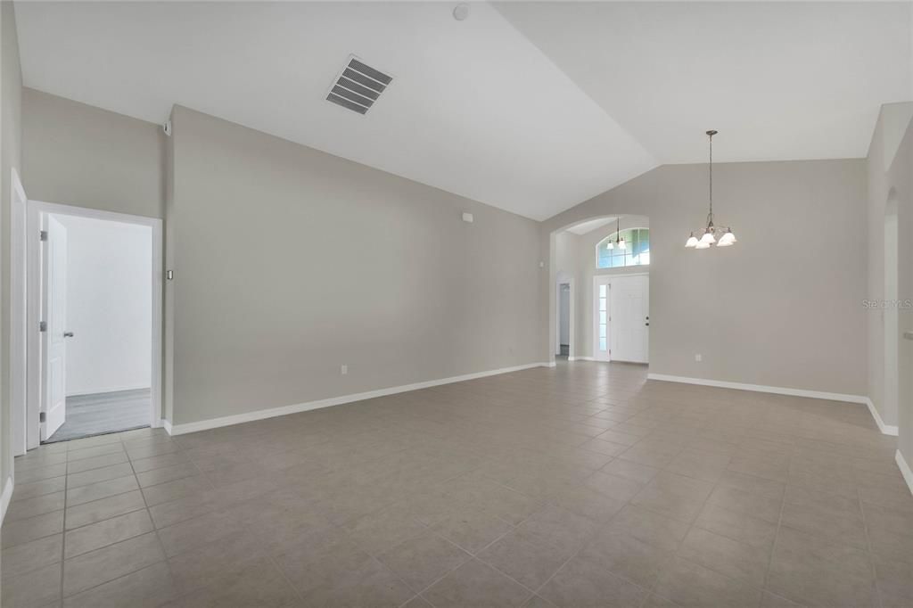 Active With Contract: $2,495 (4 beds, 2 baths, 1805 Square Feet)