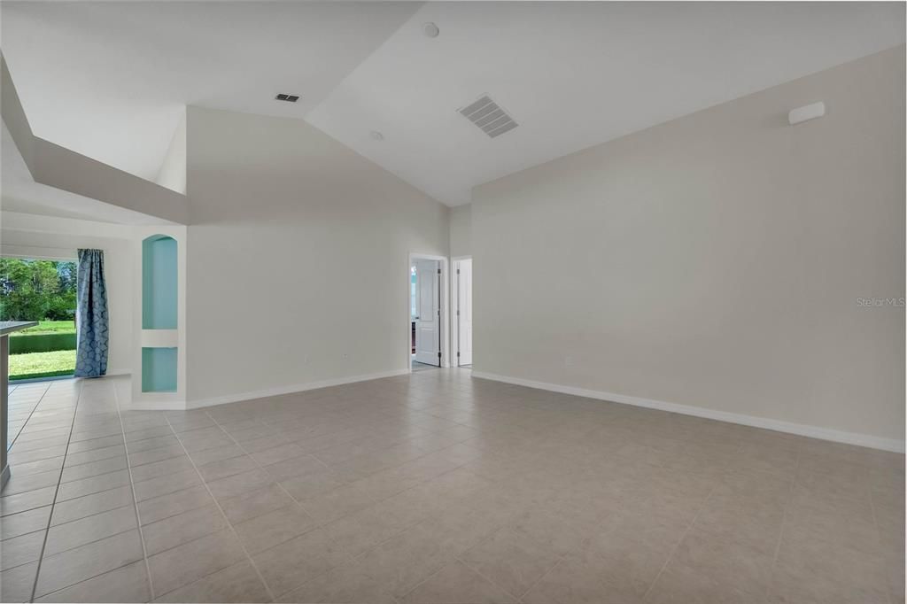 Active With Contract: $2,495 (4 beds, 2 baths, 1805 Square Feet)