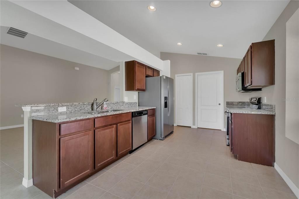 Active With Contract: $2,495 (4 beds, 2 baths, 1805 Square Feet)