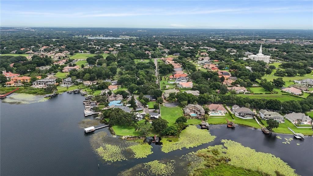 Active With Contract: $1,099,000 (3 beds, 2 baths, 1353 Square Feet)