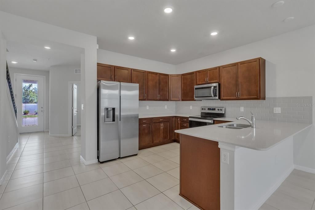 Active With Contract: $2,850 (4 beds, 3 baths, 1858 Square Feet)