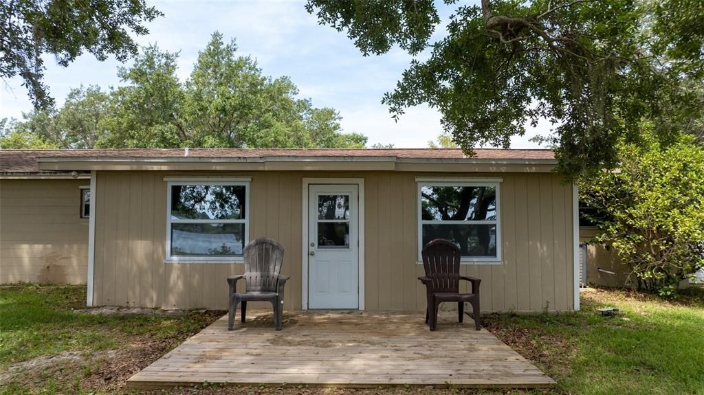 For Sale: $1,350,000 (3 beds, 2 baths, 1428 Square Feet)