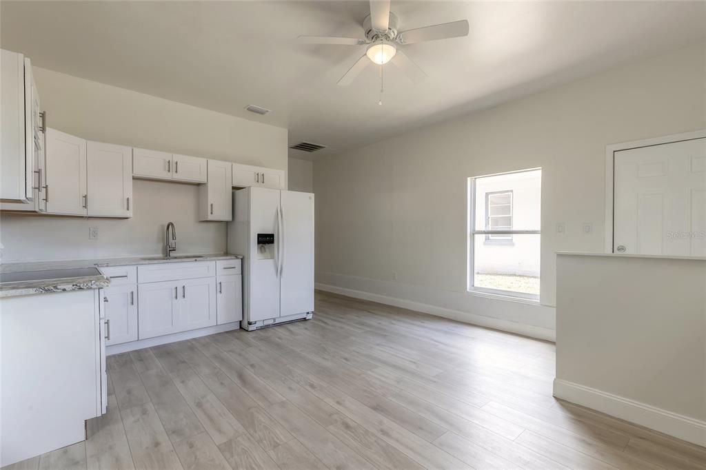 Active With Contract: $330,000 (3 beds, 2 baths, 2104 Square Feet)