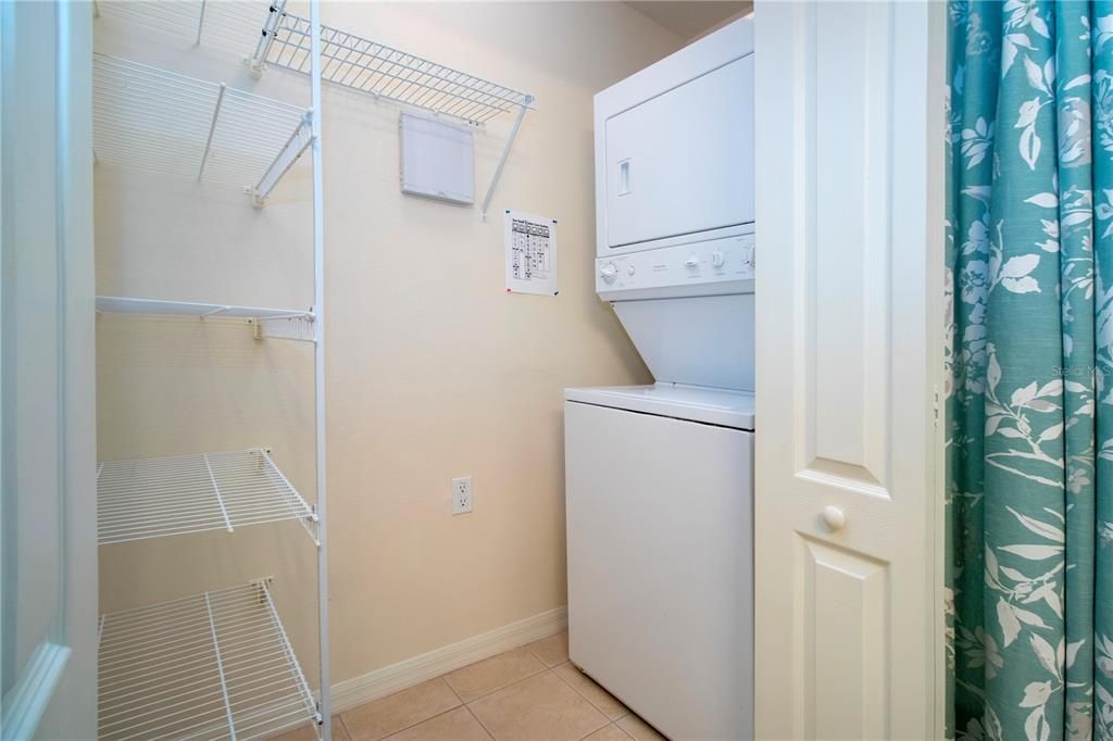 For Rent: $1,850 (2 beds, 2 baths, 1429 Square Feet)