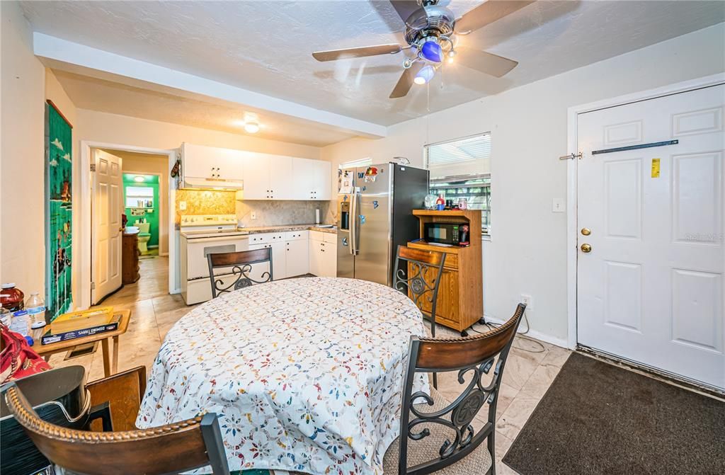 Active With Contract: $204,900 (4 beds, 2 baths, 1056 Square Feet)