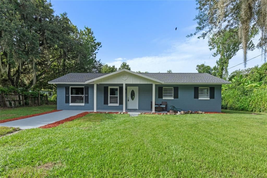 Recently Sold: $279,900 (3 beds, 2 baths, 1248 Square Feet)