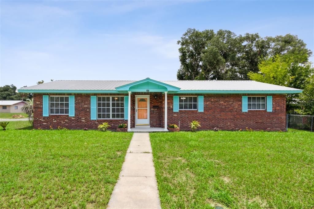 For Sale: $285,000 (3 beds, 2 baths, 1780 Square Feet)