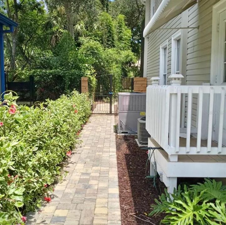 Side Entrance to Outdoor Seating and Back Yard