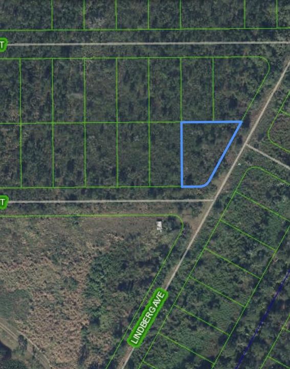 En Venta: $8,900 (0.33 acres)