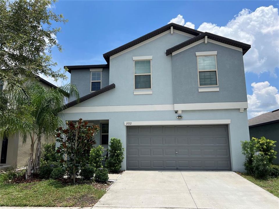 Active With Contract: $2,300 (4 beds, 2 baths, 1914 Square Feet)