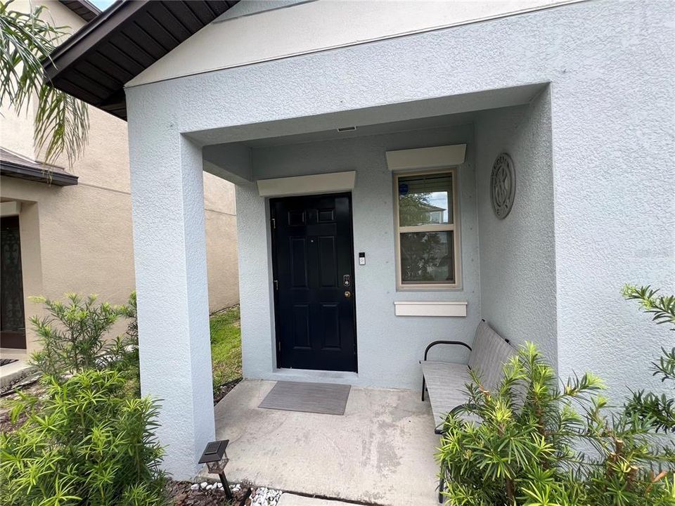 Active With Contract: $2,300 (4 beds, 2 baths, 1914 Square Feet)