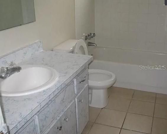 For Rent: $1,500 (2 beds, 1 baths, 874 Square Feet)