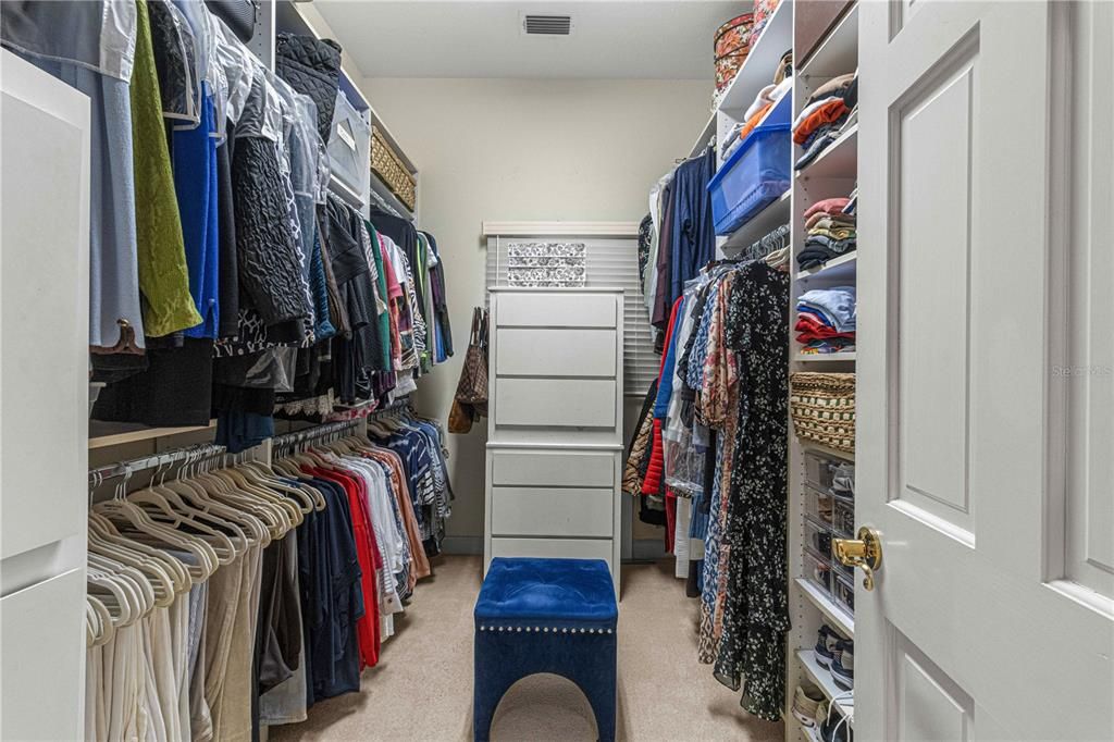 Master Closet/1 of 2