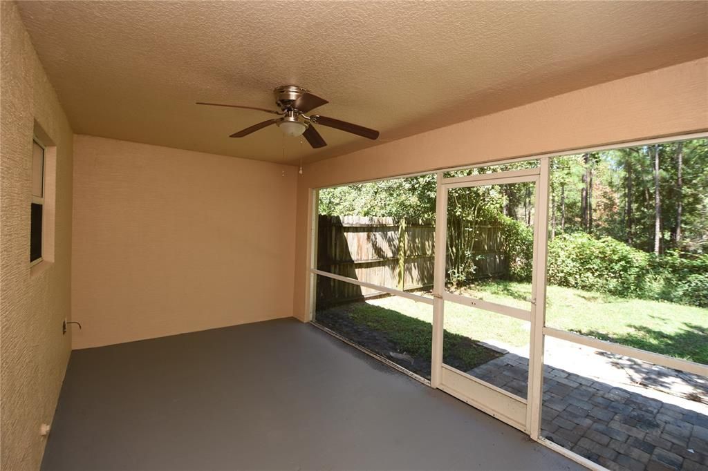 For Rent: $1,650 (3 beds, 2 baths, 1299 Square Feet)