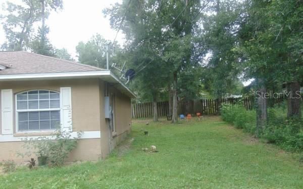 For Rent: $1,600 (3 beds, 2 baths, 1398 Square Feet)