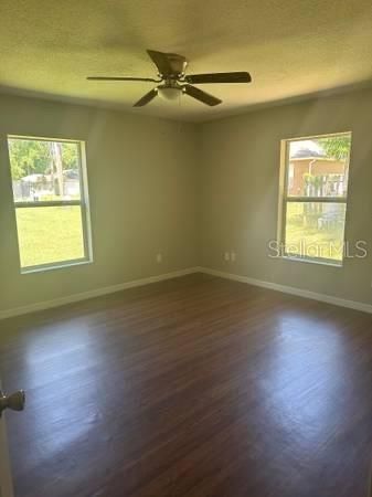 For Rent: $1,600 (3 beds, 2 baths, 1398 Square Feet)