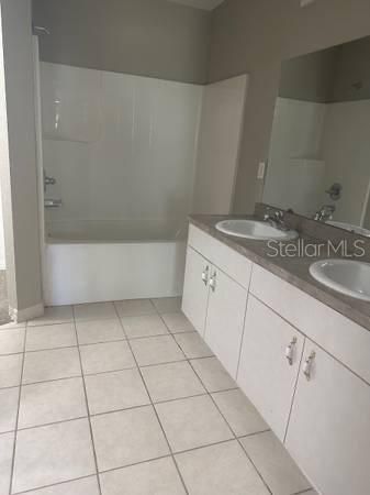 For Rent: $1,600 (3 beds, 2 baths, 1398 Square Feet)