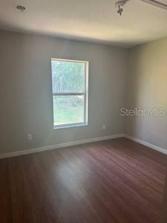 For Rent: $1,600 (3 beds, 2 baths, 1398 Square Feet)