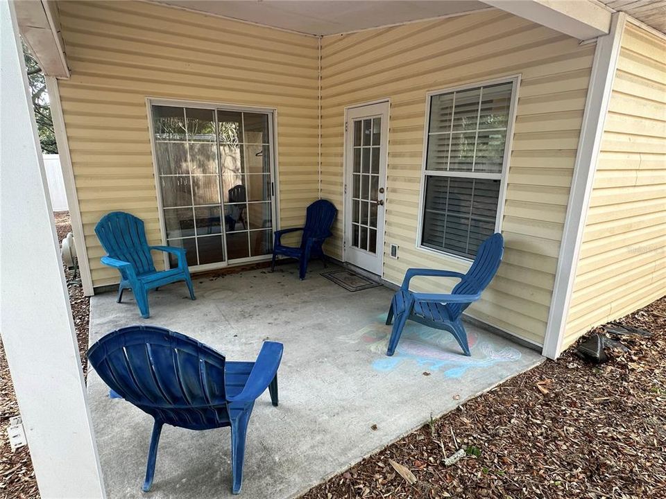 For Rent: $2,800 (3 beds, 2 baths, 1343 Square Feet)