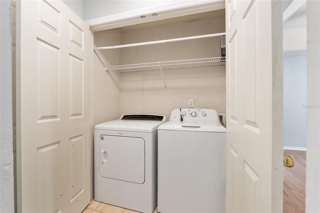 Washer and Dryer both convey