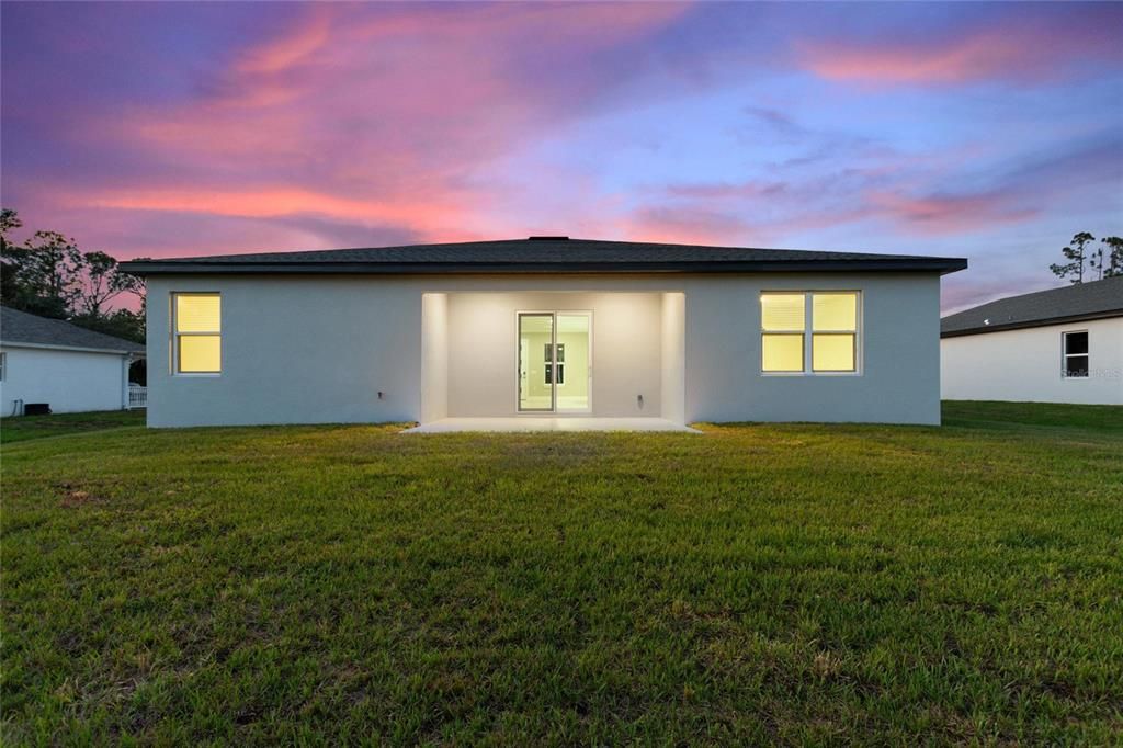 For Rent: $2,585 (4 beds, 2 baths, 1717 Square Feet)