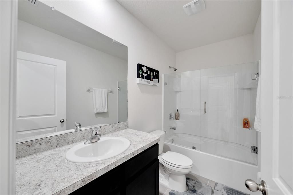 For Sale: $319,495 (3 beds, 2 baths, 1673 Square Feet)